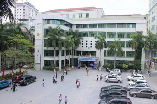 Về tài chính và cơ sở vật chất